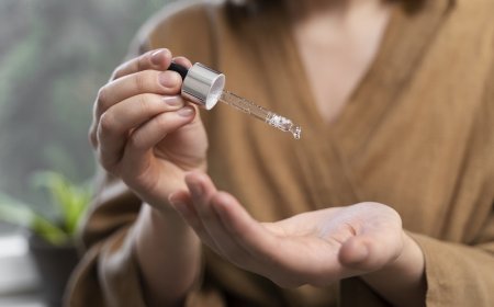 Phenoxyethanol in Skincare: What You Need to Know