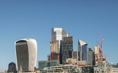 Why Off Plan Projects in Abu Dhabi Are Attracting Dubai-Based Investors in 2025