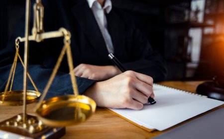 Criminal Lawyers in Dubai: Defending Against Violent Crime Charges
