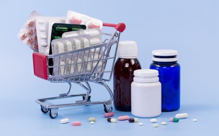 D Pharma vs B Pharma in Lucknow – Course Duration, Fees, and Career Outcomes