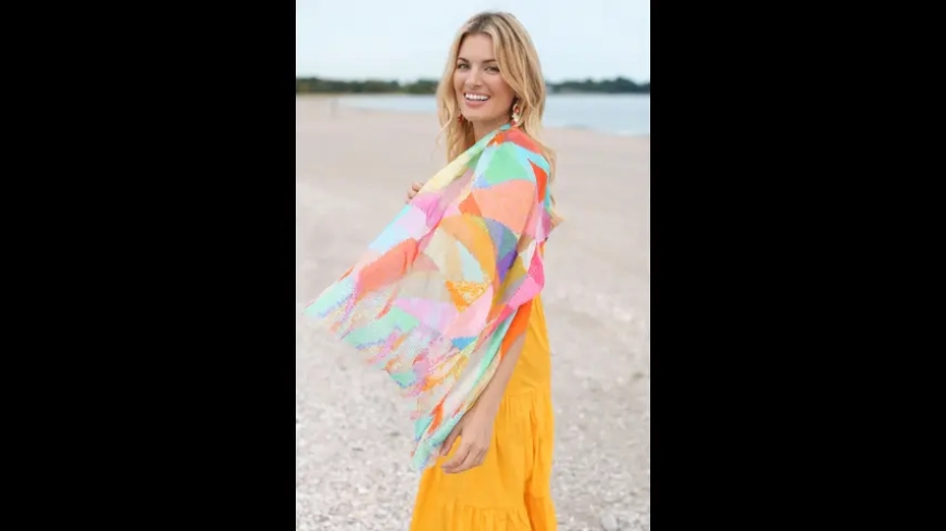 5 STYLISH WAYS TO WEAR A SCARF IN SUMMER 